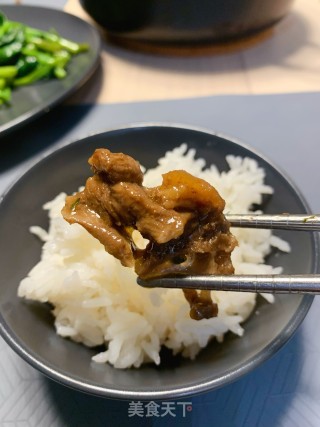 超下饭的广式子姜焖鸭的做法步调：12