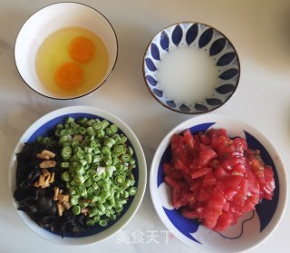 西白柿泡馍的做法步调：3