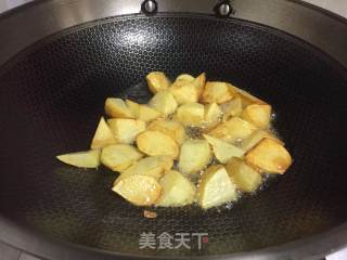 白烧鸡块炖土豆的做法步调：5