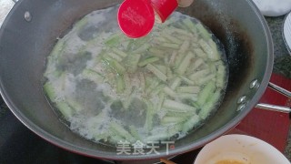 丝瓜汤的做法步调：8