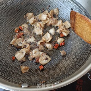 包菜丝回锅肉的做法步调：6