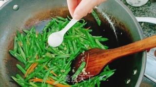 素炒四时豆的做法步调：7