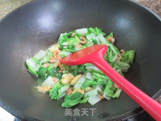 鸡蛋开洋炒毛毛菜的做法步调：6