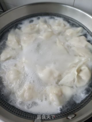 金针菇肉馄饨的做法步调：14