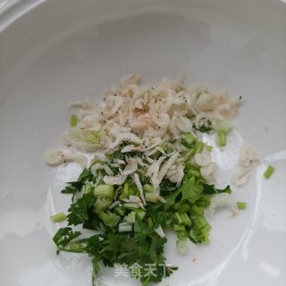 金针菇肉馄饨的做法步调：15