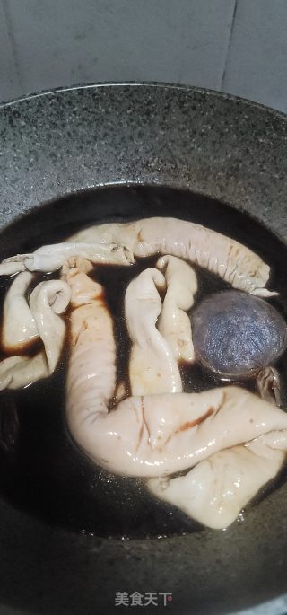 卤年夜肠的做法步调：8
