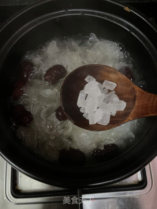 牛奶银耳羹的做法步调：7