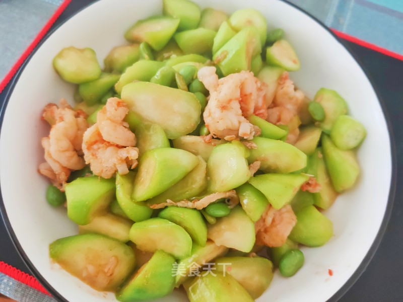 丝瓜虾仁烧毛豆的做法