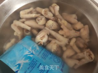 酸辣柠檬鸡爪的做法步调：8