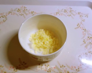 浑蒸鲍鱼的做法步调：2