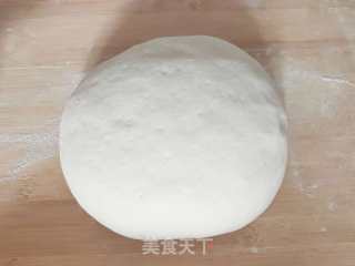 猪肉韭菜三陈火饺的做法步调：1