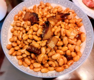 广式腊肉蒸黄豆的做法步调：7
