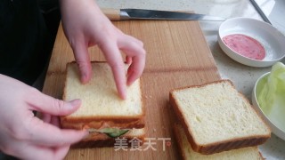 鸡蛋吐司里包的做法步伐
：23