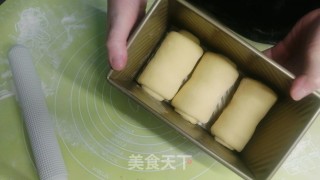 鸡蛋吐司里包的做法步伐
：12
