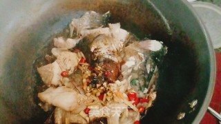 鱼头烧豆腐的做法步调：6
