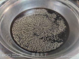 白糖马推糕的做法步调：1