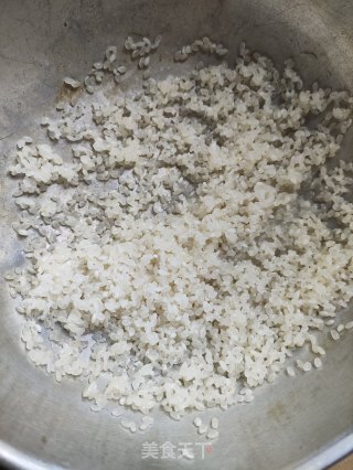 年夜云豆瑶柱龙骨粥的做法步调：7
