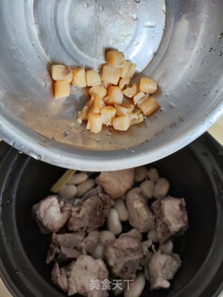 年夜云豆瑶柱龙骨粥的做法步调：6