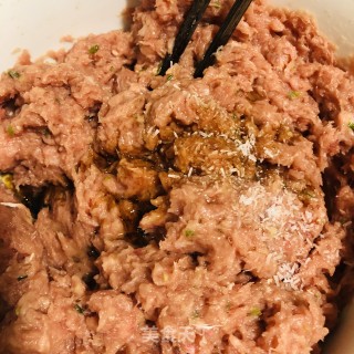 腐皮肉卷的做法步调：4