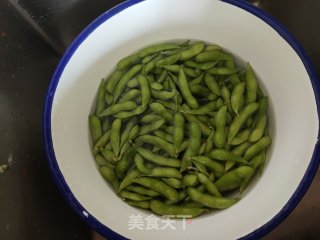 盐火毛豆的做法步调：1