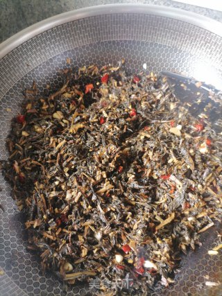 梅菜扣肉的做法步调：8