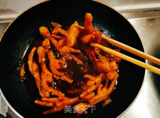 喷鼻卤鸡爪的做法步调：11