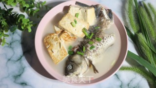 鲫鱼豆腐汤的做法步调：5