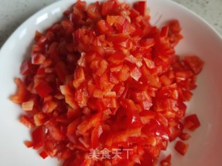 虾皮炒辣椒终的做法步调：1