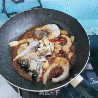 白烧草鱼块的做法步调：7