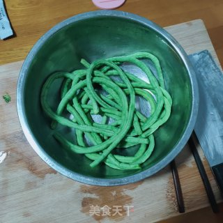 猪肉豇豆煎包的做法步调：2