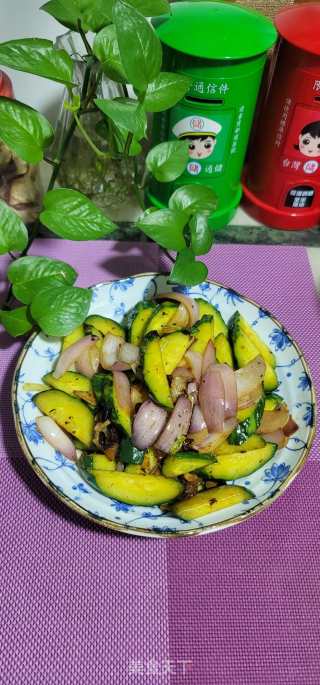 洋葱豆豉炒青瓜的做法步调：8