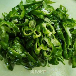 鸡蛋炒青椒的做法步调：3