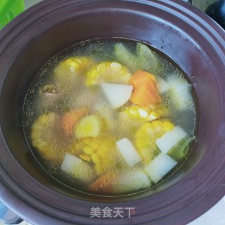 玉米鸡汤的做法步调：7