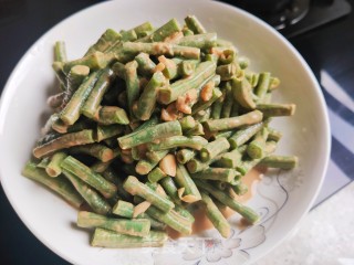 芝麻酱拌豆角的做法步调：5