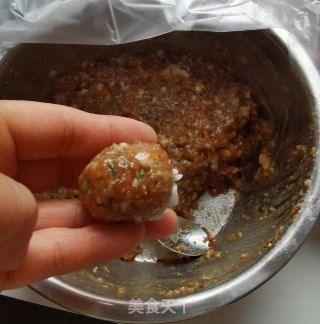 糯米喷鼻菇肉馅丸子的做法步调：10