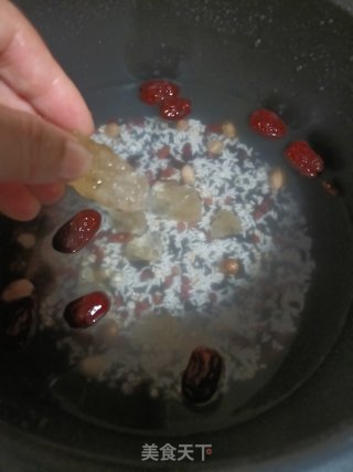 乌米八宝粥的做法步调：3