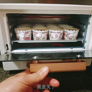 纸杯蛋糕的做法步调：16
