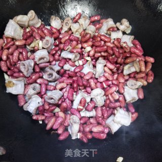 白云豆粉肠煲的做法步调：8