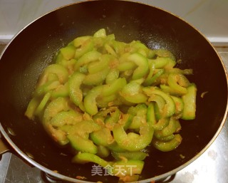 酱烧虾皮冬瓜的做法步调：8