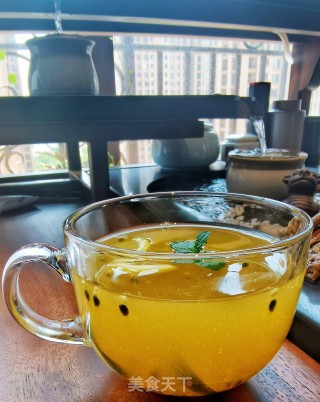百喷鼻果柠檬饮的做法步调：8