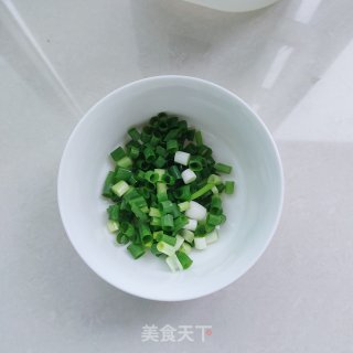 喷鼻菇炖羊肉的做法步调：3