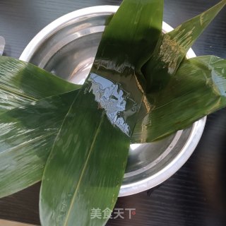 “粽子”网白花死蜜枣粽子的做法步调：12