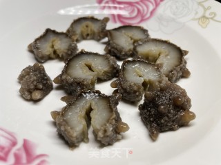 海参炖蛋的做法步调：2