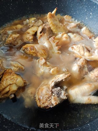 土豆炖鸡块的做法步调：4