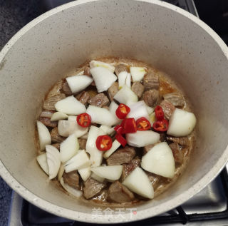 茄子烧牛肉的做法步调：10