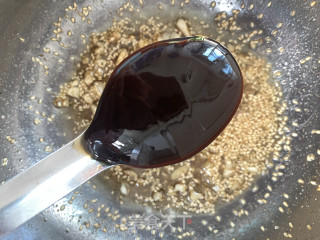 凉拌黄瓜豆皮的做法步调：6