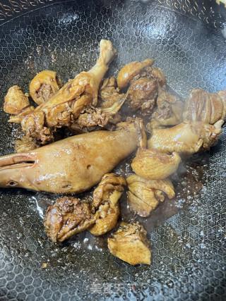 鸭腿烧胡萝卜的做法步调：5