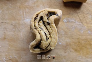 北瓜胡麻椒盐花卷的做法步调：11