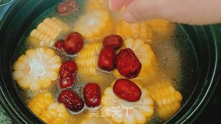 玉米骨头汤的做法步调：6