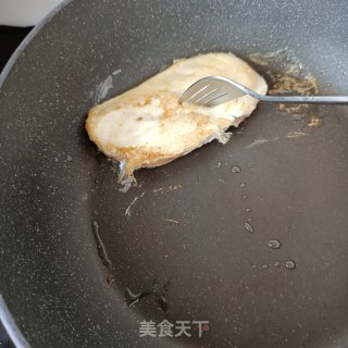 鸡胸肉三明治的做法步调：10